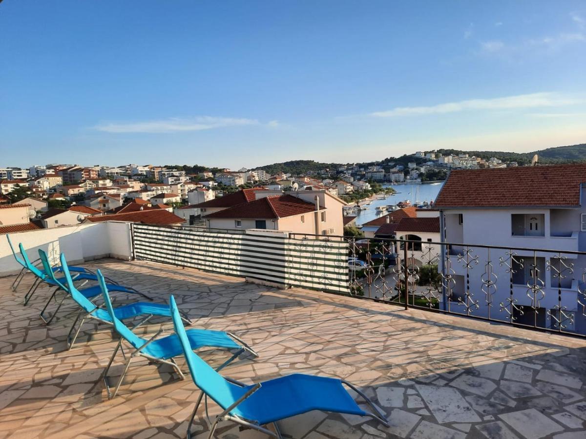 Studio-Appartements Emwey Trogir Ngoại thất bức ảnh