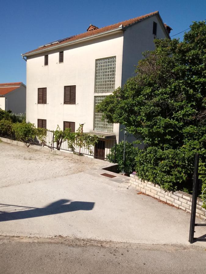 Studio-Appartements Emwey Trogir Ngoại thất bức ảnh