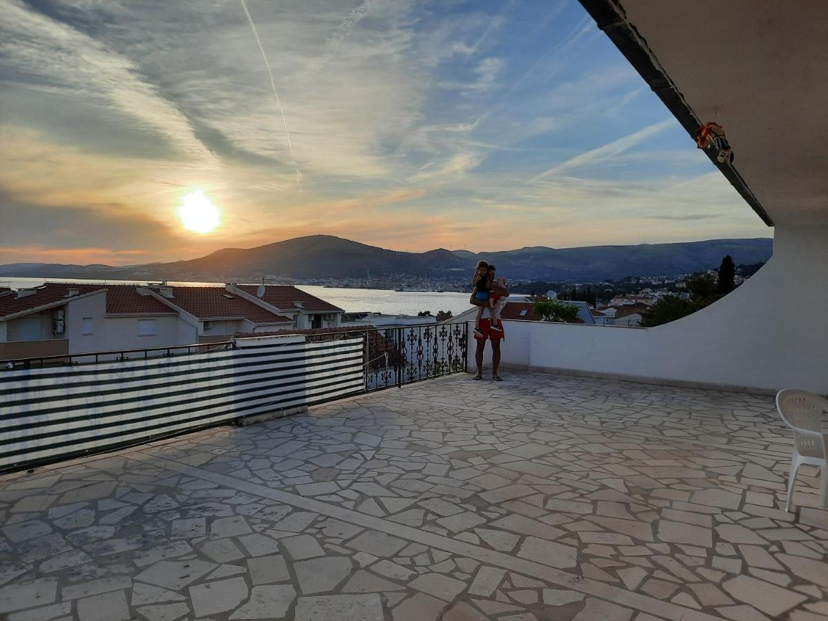 Studio-Appartements Emwey Trogir Ngoại thất bức ảnh