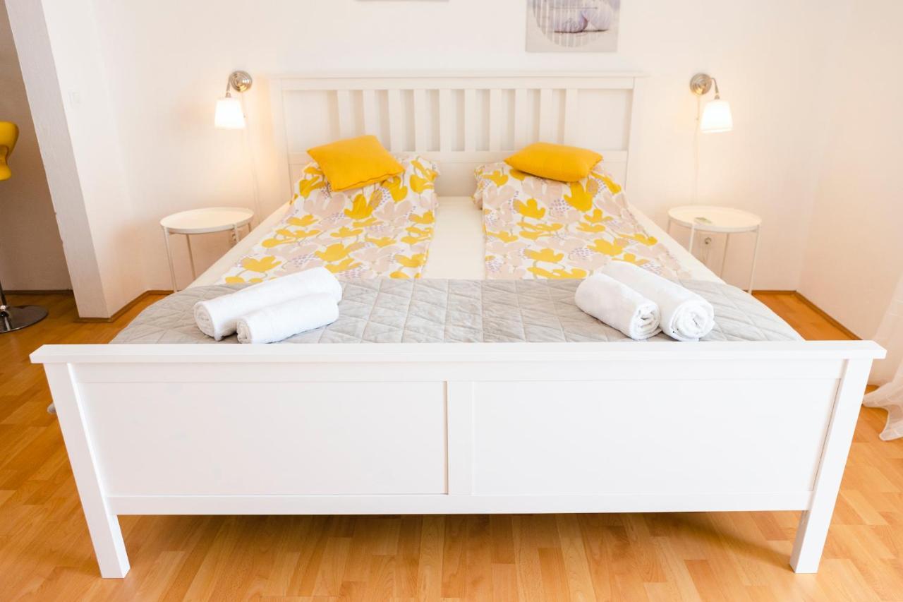 Studio-Appartements Emwey Trogir Ngoại thất bức ảnh