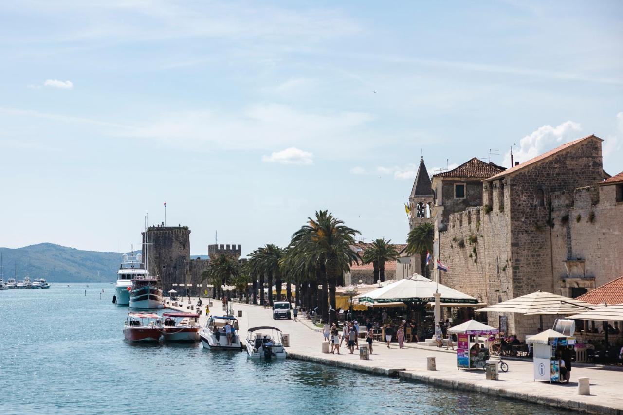 Studio-Appartements Emwey Trogir Ngoại thất bức ảnh