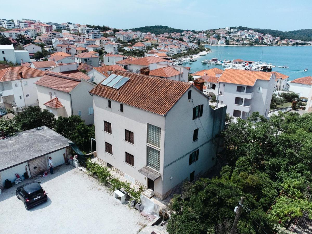Studio-Appartements Emwey Trogir Ngoại thất bức ảnh