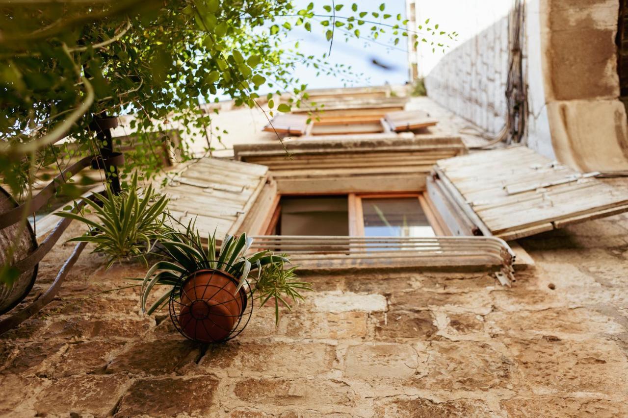 Studio-Appartements Emwey Trogir Ngoại thất bức ảnh